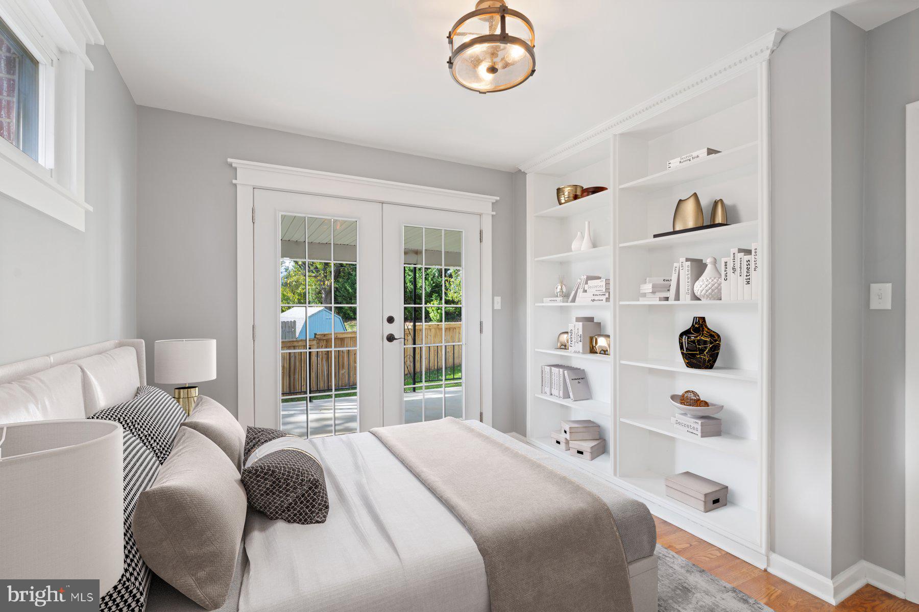 27 Edgemoor Road Lutherville-Timonium, MD 21093 - Photo 15 of 42 a bedroom with a bed and a window