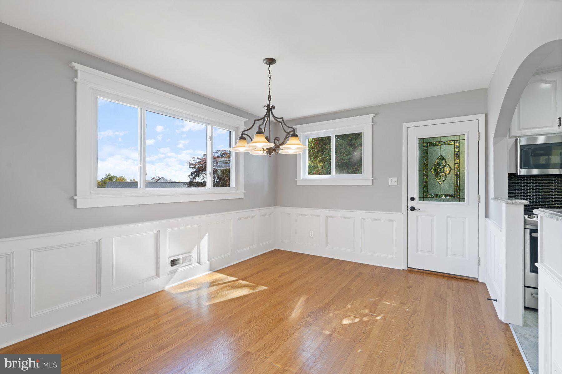 27 Edgemoor Road Lutherville-Timonium, MD 21093 - Photo 4 of 42 a bedroom with furniture and window