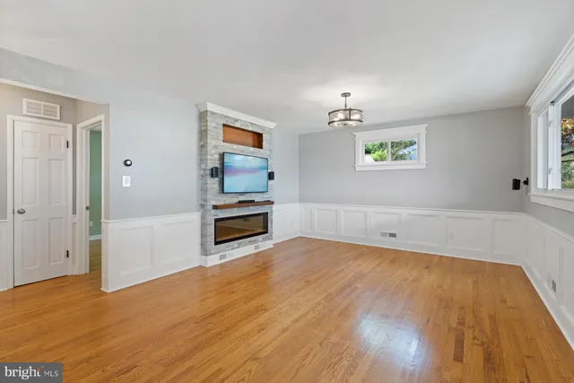 wooden floor in an empty room
