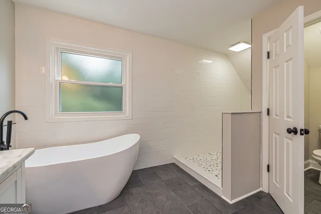 $565,000 | 140 Canal Place, Fayetteville, GA 30215