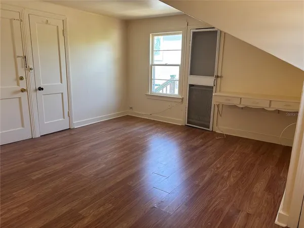 $1,200 | 507 Cleveland Avenue Southwest, Unit 2, Largo, FL 33770