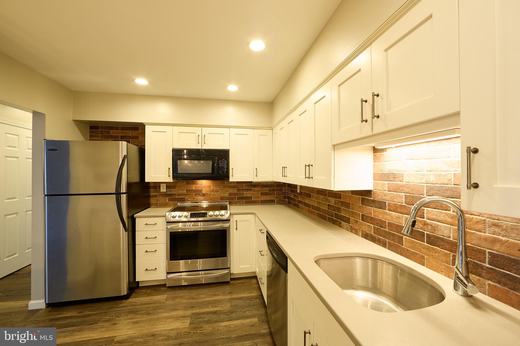 1305 Raintree Lane Malvern, PA 19355 - Photo 4 of 24 Kitchen