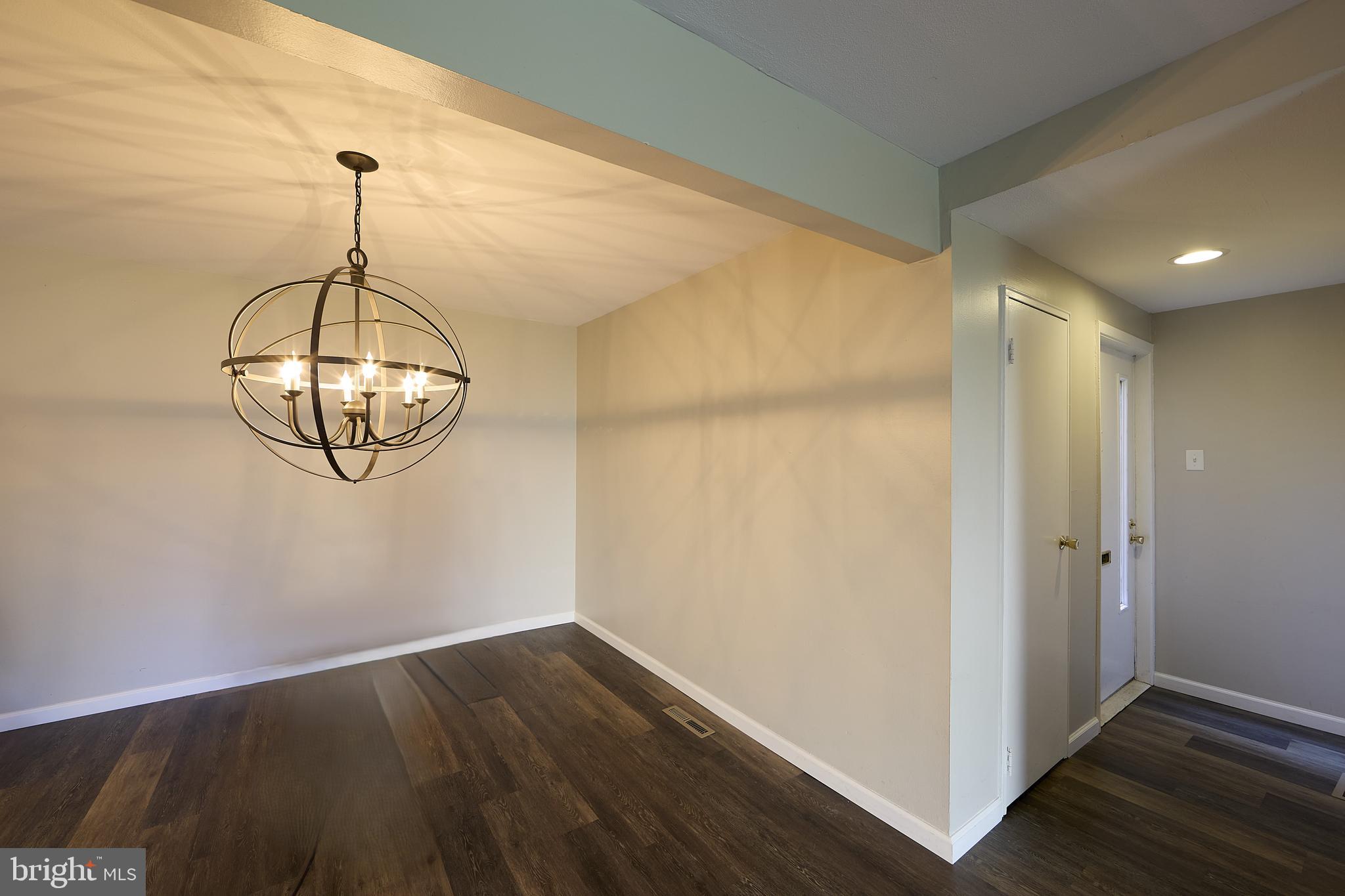 1305 Raintree Lane Malvern, PA 19355 - Photo 8 of 24 Dining Area
