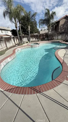 $3,300 | 42012 Manchester Avenue, Hemet, CA 92544