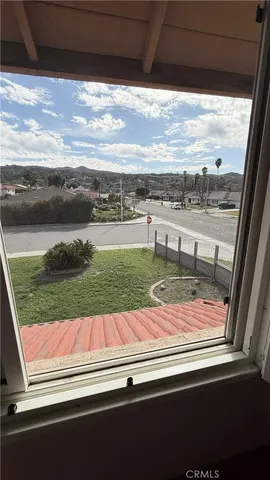 $3,300 | 42012 Manchester Avenue, Hemet, CA 92544