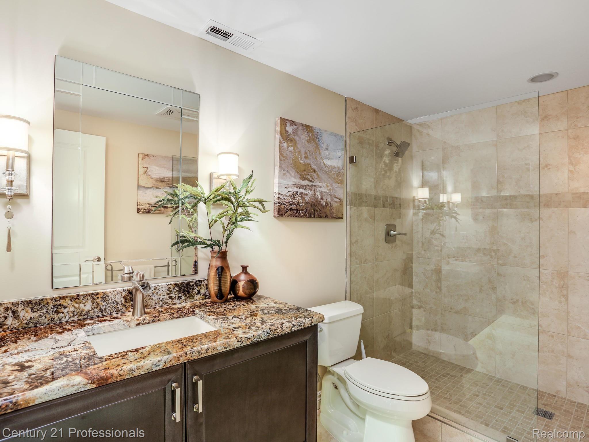 2744 North Addison Circle Rochester, MI 48306 - Photo 45 of 62 2744 S Addison Cir Rochester-048-047-2744 Addison circle south-MLS_Size.jpg