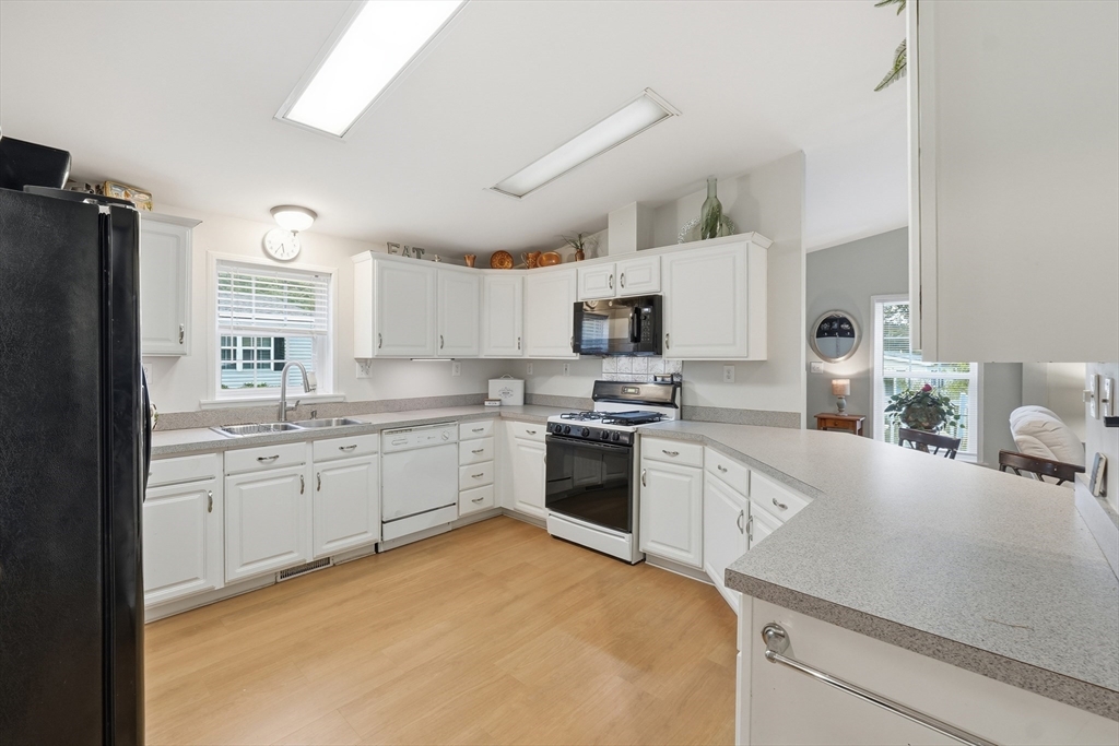 41 Deer Run Brookfield, MA 01506 - Photo 7 of 21