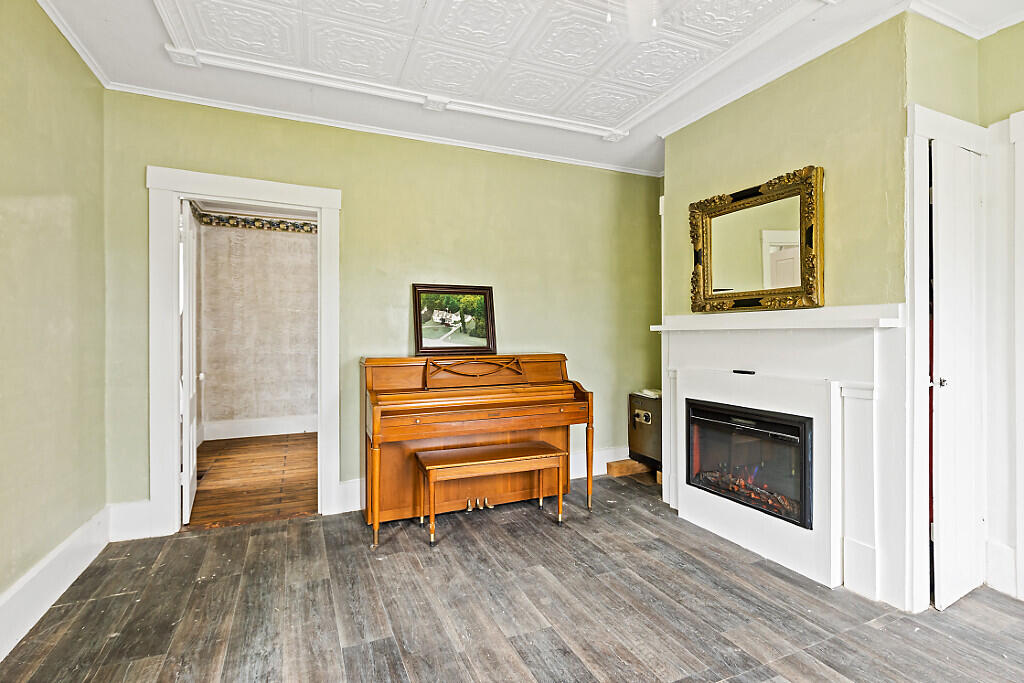 1053 Mercer Road Mercer, ME 04957 - Photo 37 of 65 26_BP5A2579_DxO_mls