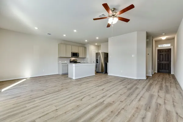 $2,095 | 603 B Pearly Eye Drive, Pflugerville, TX 78660