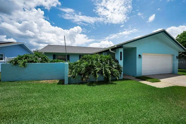 $579,000 | 1614 Dale Circle North, Dunedin, FL 34698