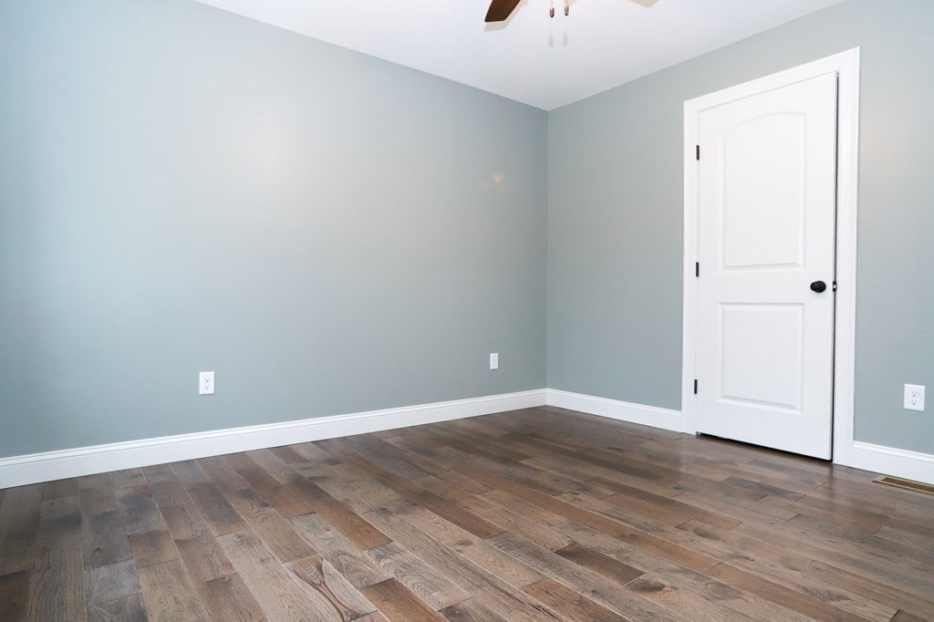 532 New Braintree Road Oakham, MA 01068 - Photo 21 of 40