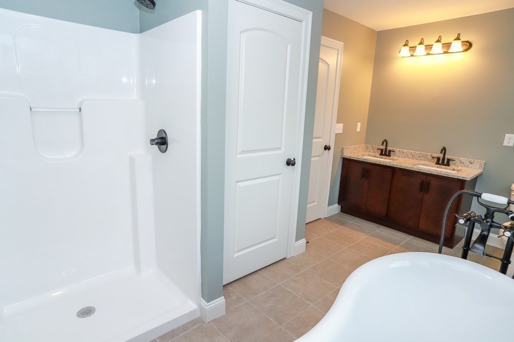 532 New Braintree Road Oakham, MA 01068 - Photo 28 of 40