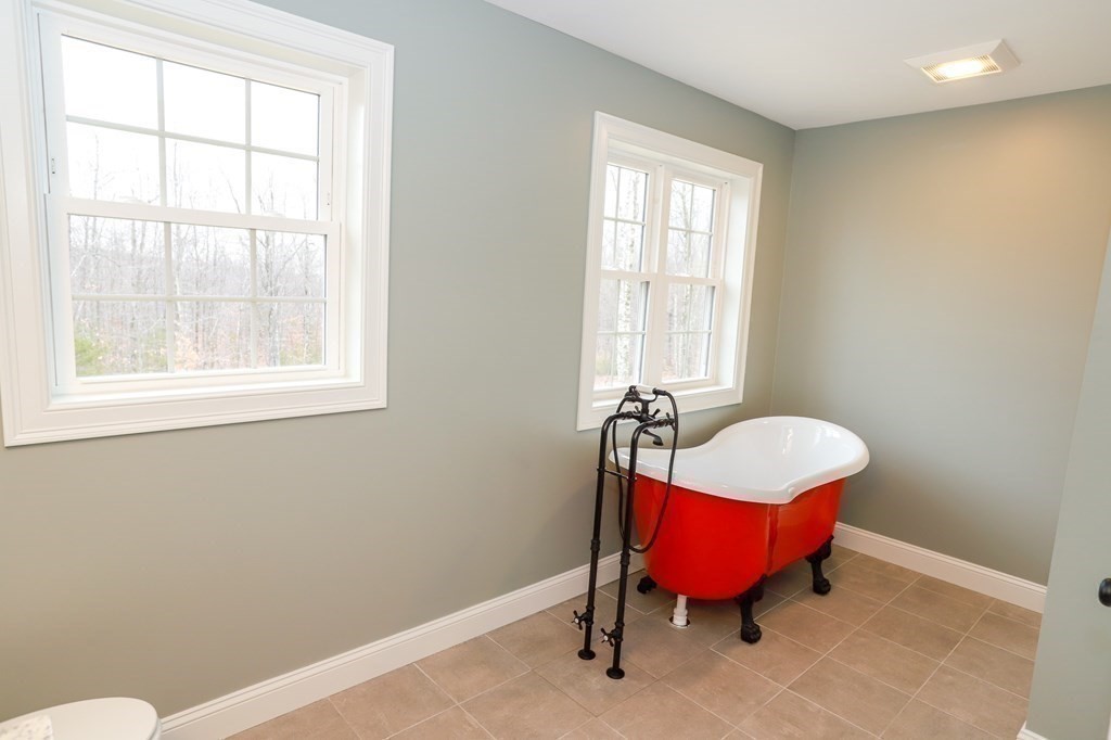 532 New Braintree Road Oakham, MA 01068 - Photo 31 of 40