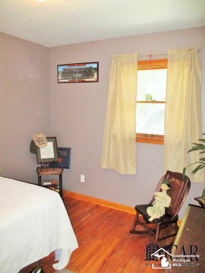 10250 Day Road Monroe, MI 48162 - Photo 21 of 45 21228986-20.JPG