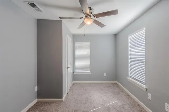 $2,600 | 605 Lloyd, Italy, TX 76651