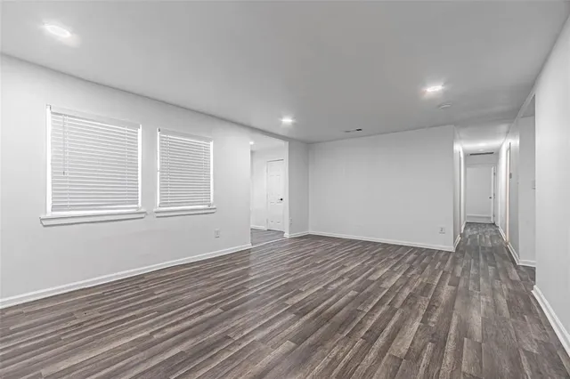 $2,600 | 605 Lloyd, Italy, TX 76651