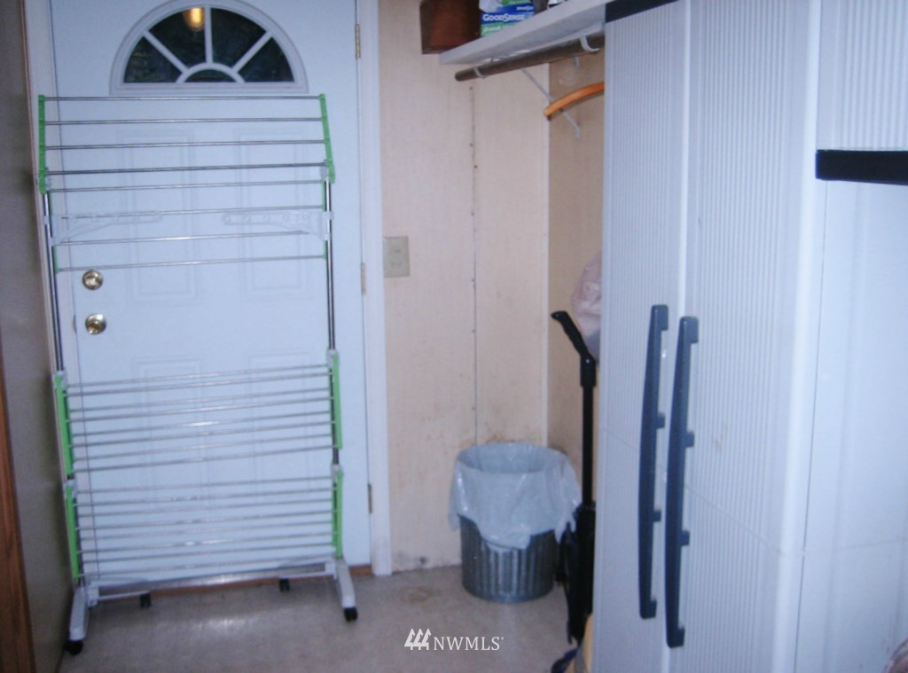 7690 Phillips Road Southeast Port Orchard, WA 98367 - Photo 13 of 25 Gallery Image 13