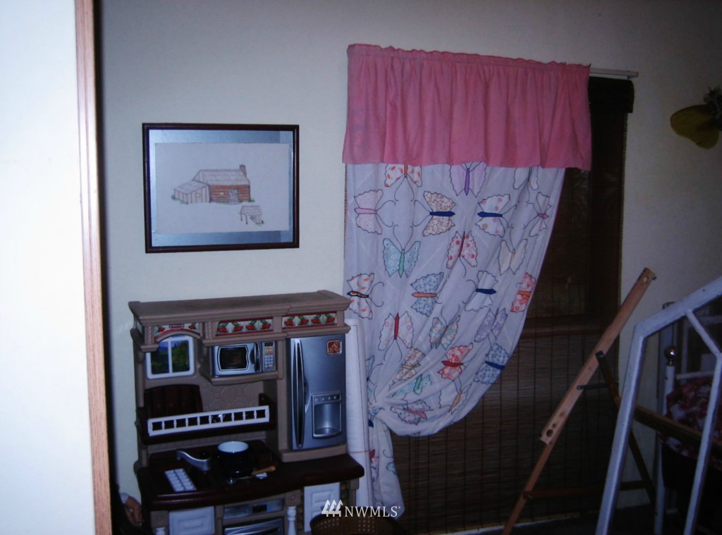 7690 Phillips Road Southeast Port Orchard, WA 98367 - Photo 9 of 25 Gallery Image 9