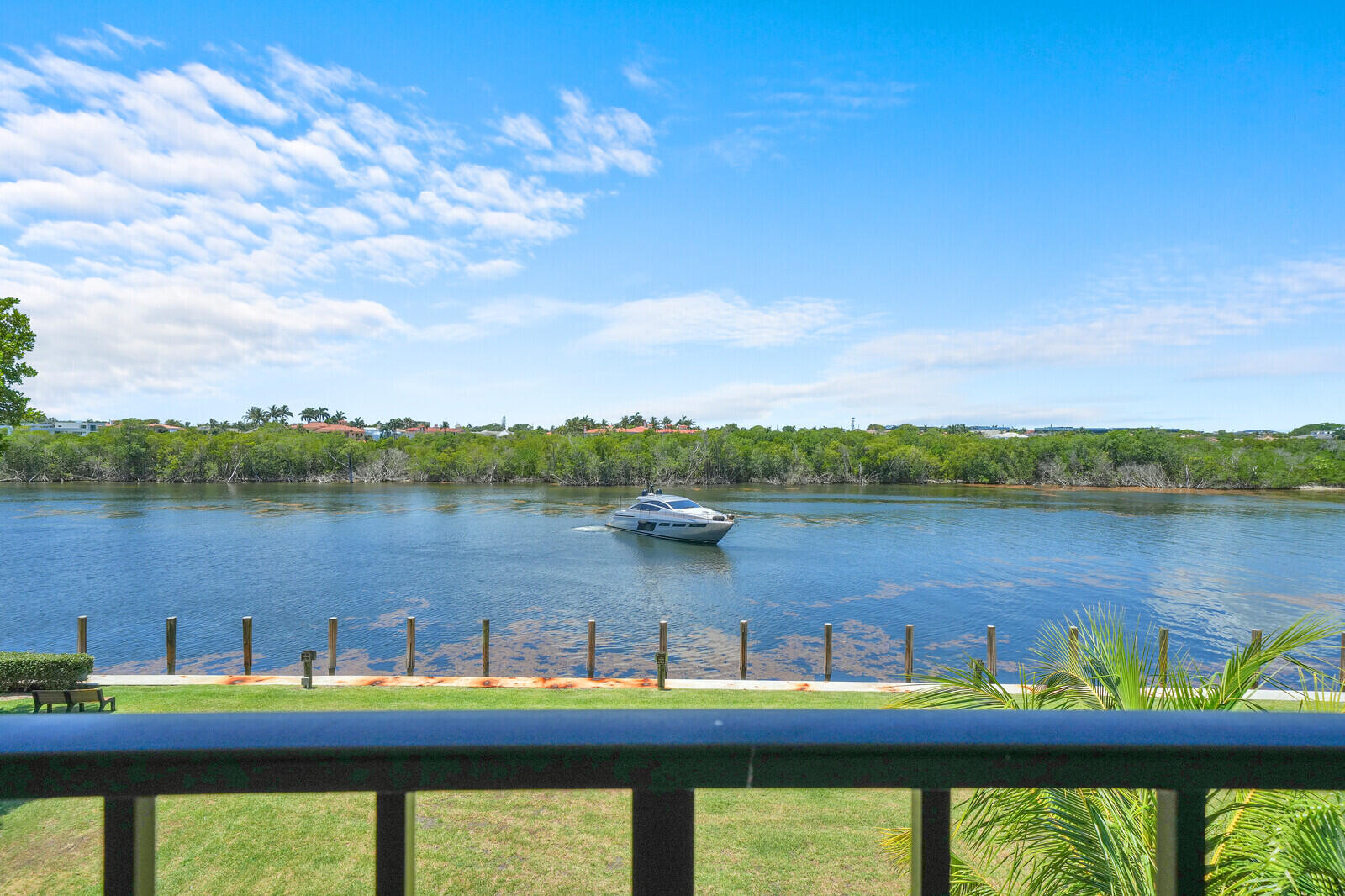 4501 North Ocean Boulevard, Unit TH04 Boca Raton, FL 33431 - Photo 30 of 86 VIEW: INTRACOASTAL