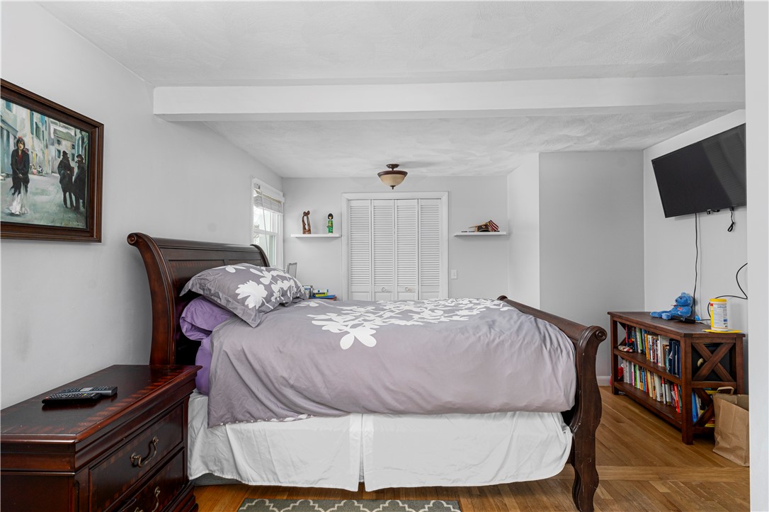 14 Cornell Road Narragansett, RI 02882 - Photo 13 of 32