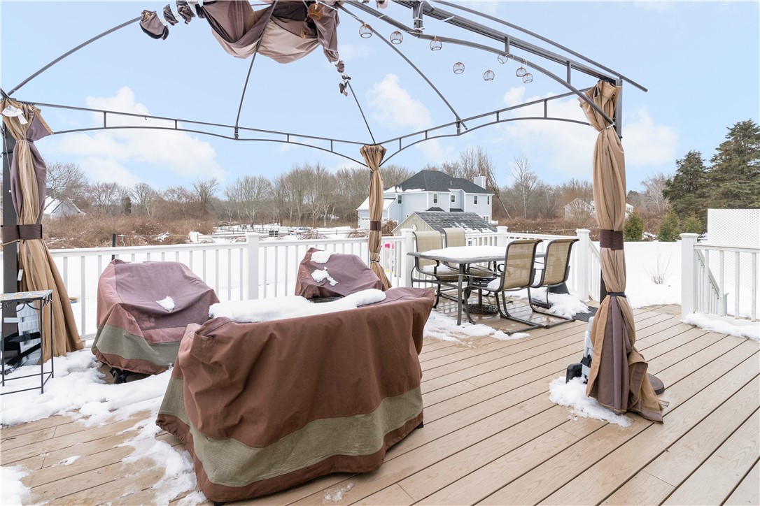 14 Cornell Road Narragansett, RI 02882 - Photo 23 of 32