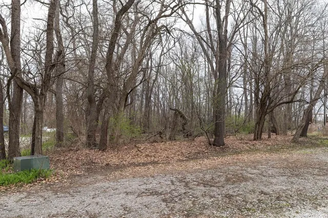 $70,000 | 216 North Oak Pine Village, Pine Village, IN 47975