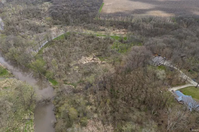 $70,000 | 216 North Oak Pine Village, Pine Village, IN 47975