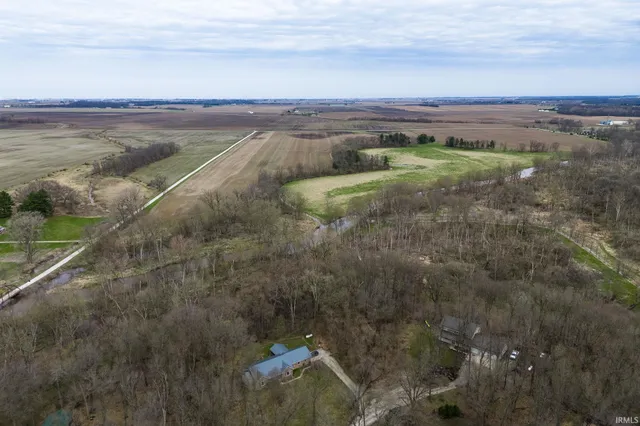 $70,000 | 216 North Oak Pine Village, Pine Village, IN 47975