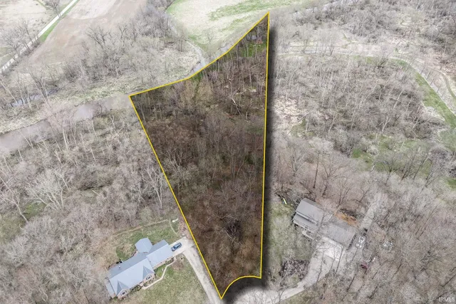 $70,000 | 216 North Oak Pine Village, Pine Village, IN 47975