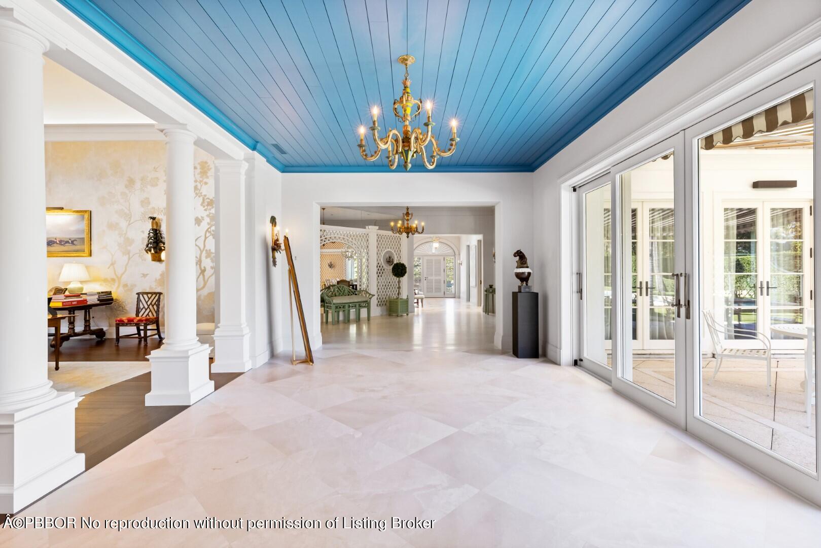 710 South County Road Palm Beach, FL 33480 - Photo 20 of 69 Hallway