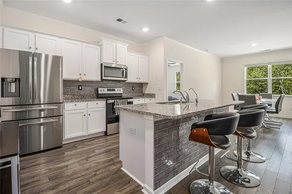 $370,000 | 2304 Pelham Pass, Dacula, GA 30019