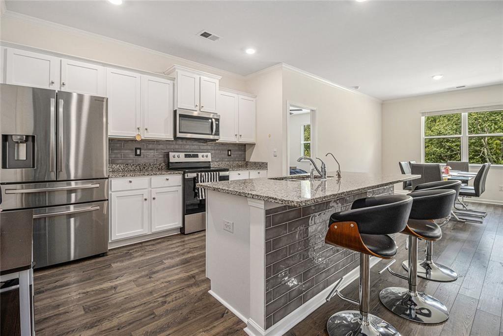 2304 Pelham Pass Dacula, GA 30019 - Photo 10 of 26