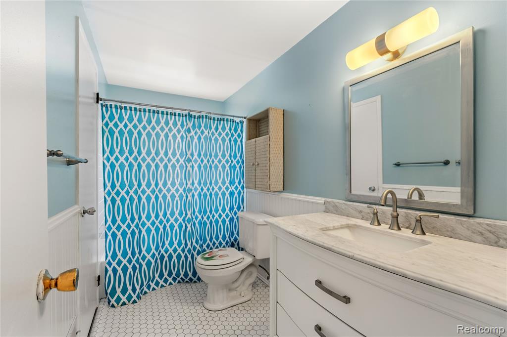 42352 Park Ridge Road Novi, MI 48375 - Photo 31 of 40 Gallery Image 31