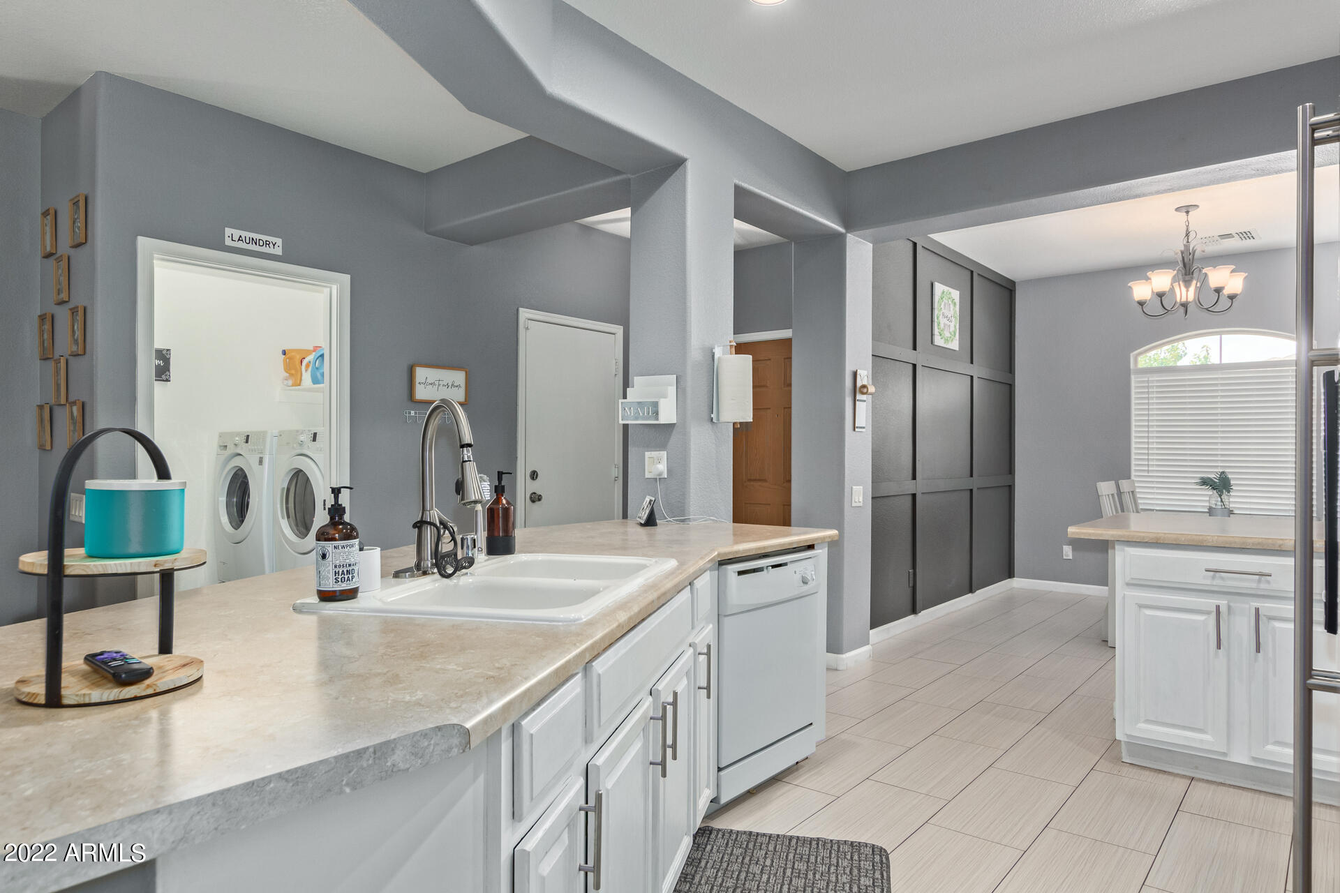 9258 West Berkeley Road Phoenix, AZ 85037 - Photo 12 of 37 0012-12 - Berkley