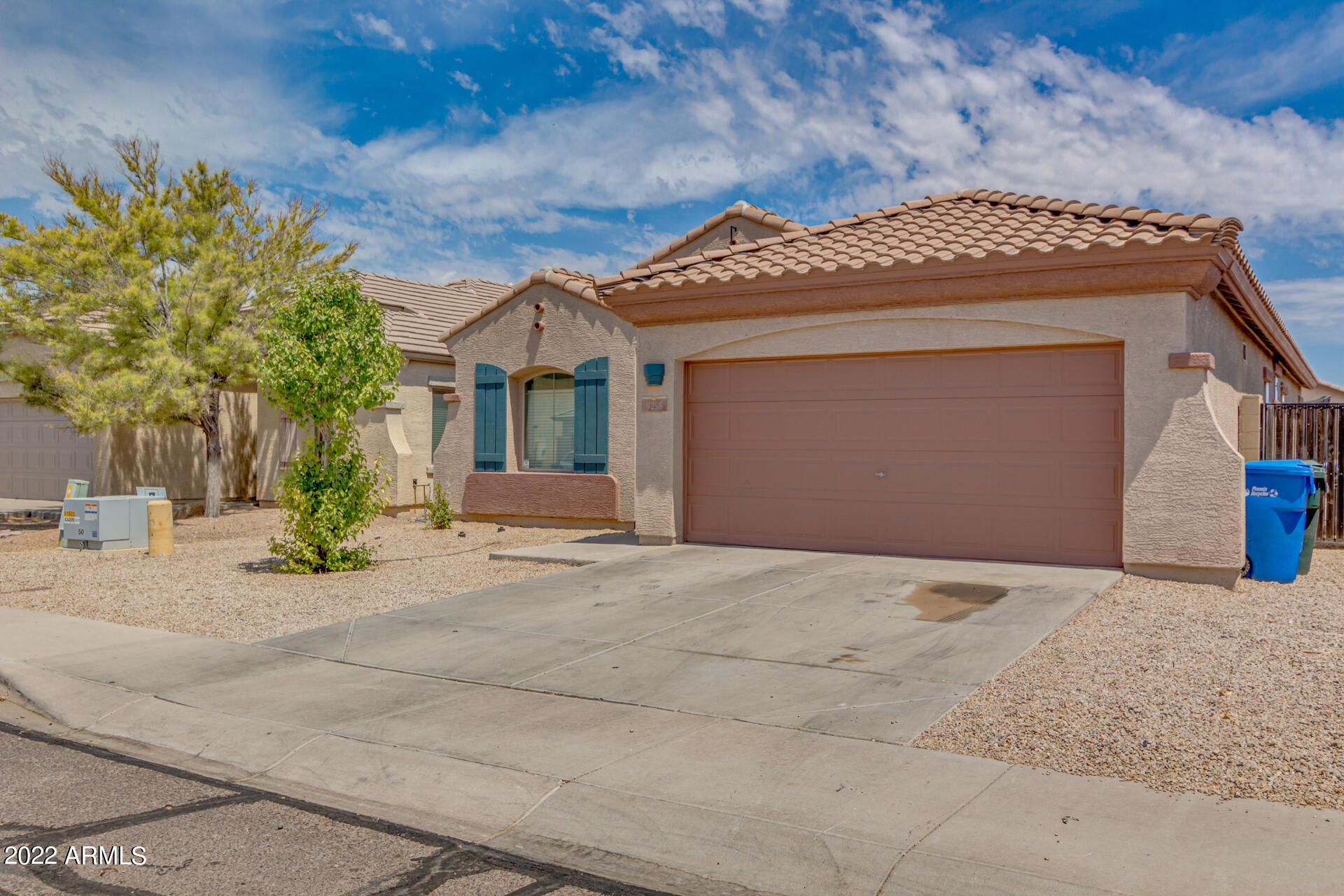 9258 West Berkeley Road Phoenix, AZ 85037 - Photo 3 of 37 0003-03 - Berkley