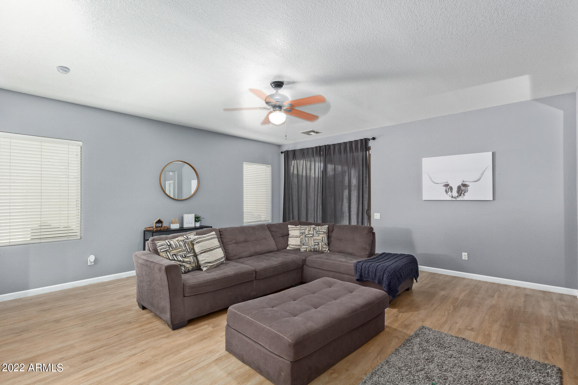 9258 West Berkeley Road Phoenix, AZ 85037 - Photo 5 of 37 0005-05 - Berkley