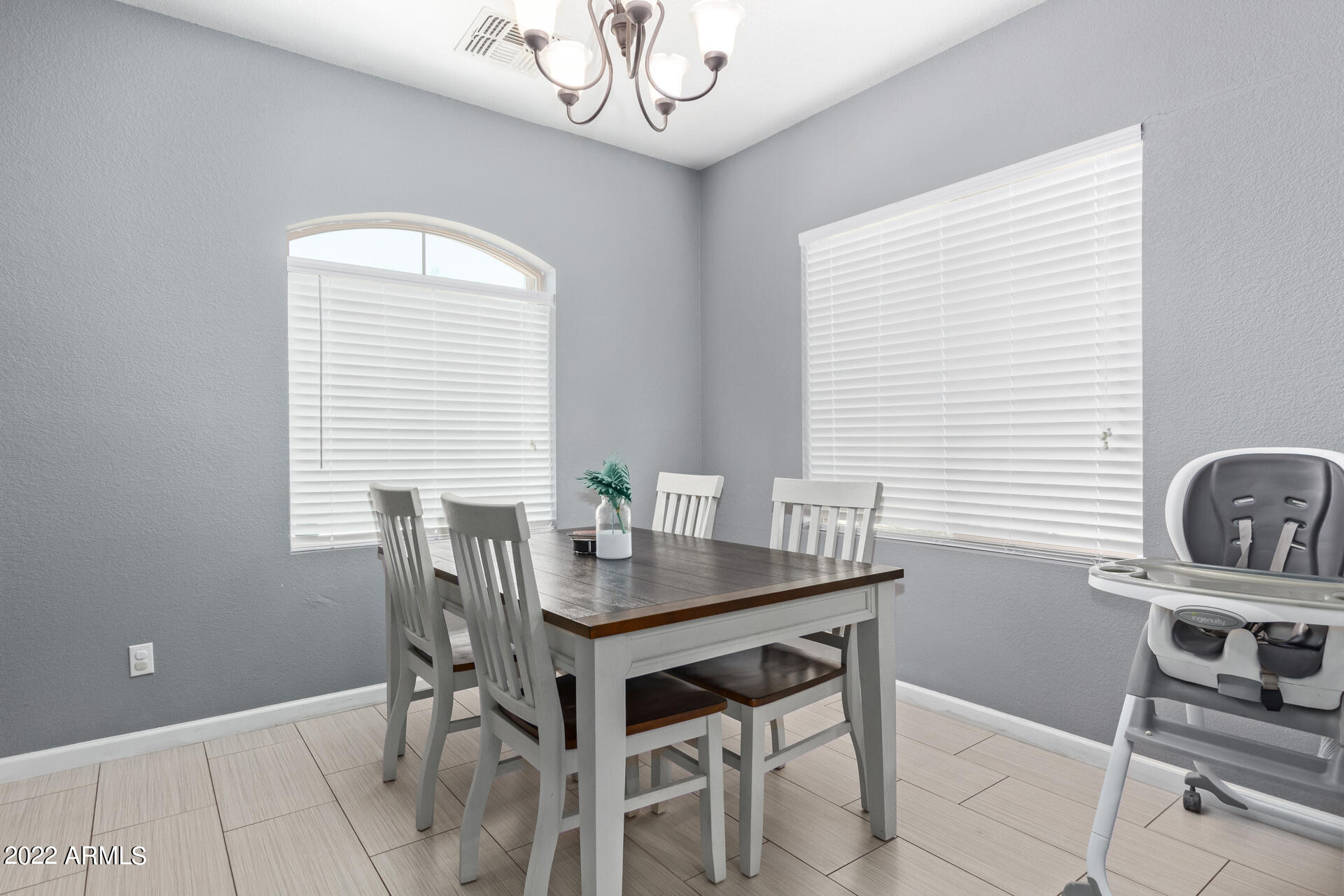 9258 West Berkeley Road Phoenix, AZ 85037 - Photo 9 of 37 0008-09 - Berkley