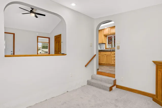 $1,650 | 2340 Ives Lane North, Plymouth, MN 55441