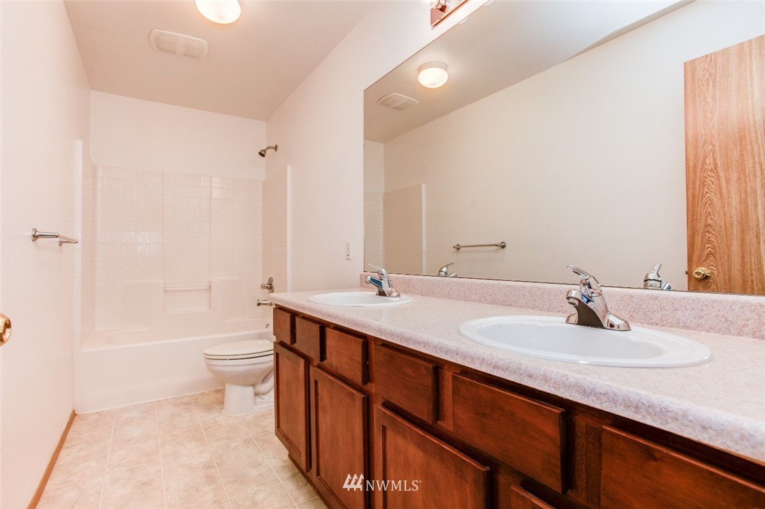 3923 154th Place Southeast Bothell, WA 98012 - Photo 20 of 23