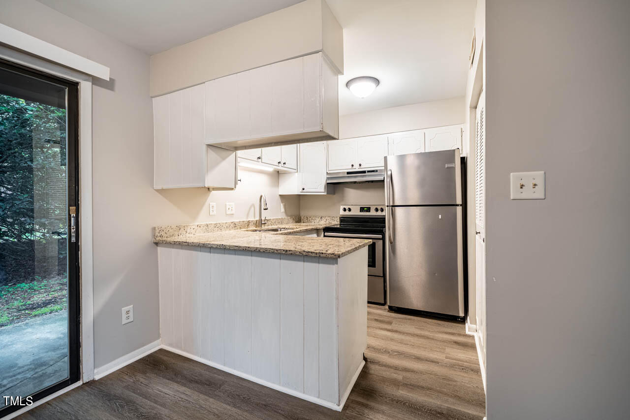 5808 Falls Of Neuse Road, Unit B Raleigh, NC 27609 - Photo 3 of 16 4808BFallsofNeuseRd-05