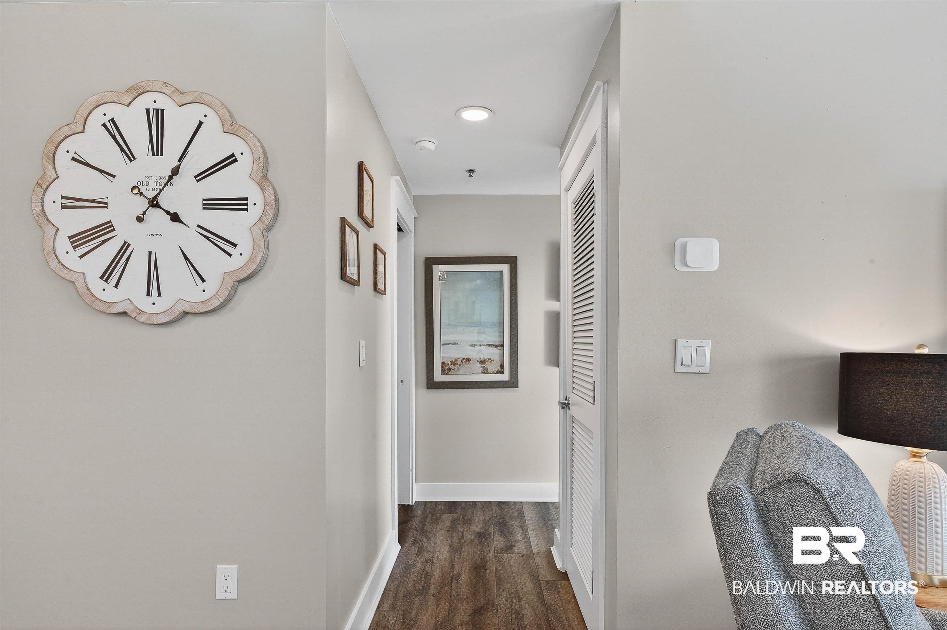 815 Plantation Road, Unit 604 Gulf Shores, AL 36542 - Photo 27 of 86 Hallway