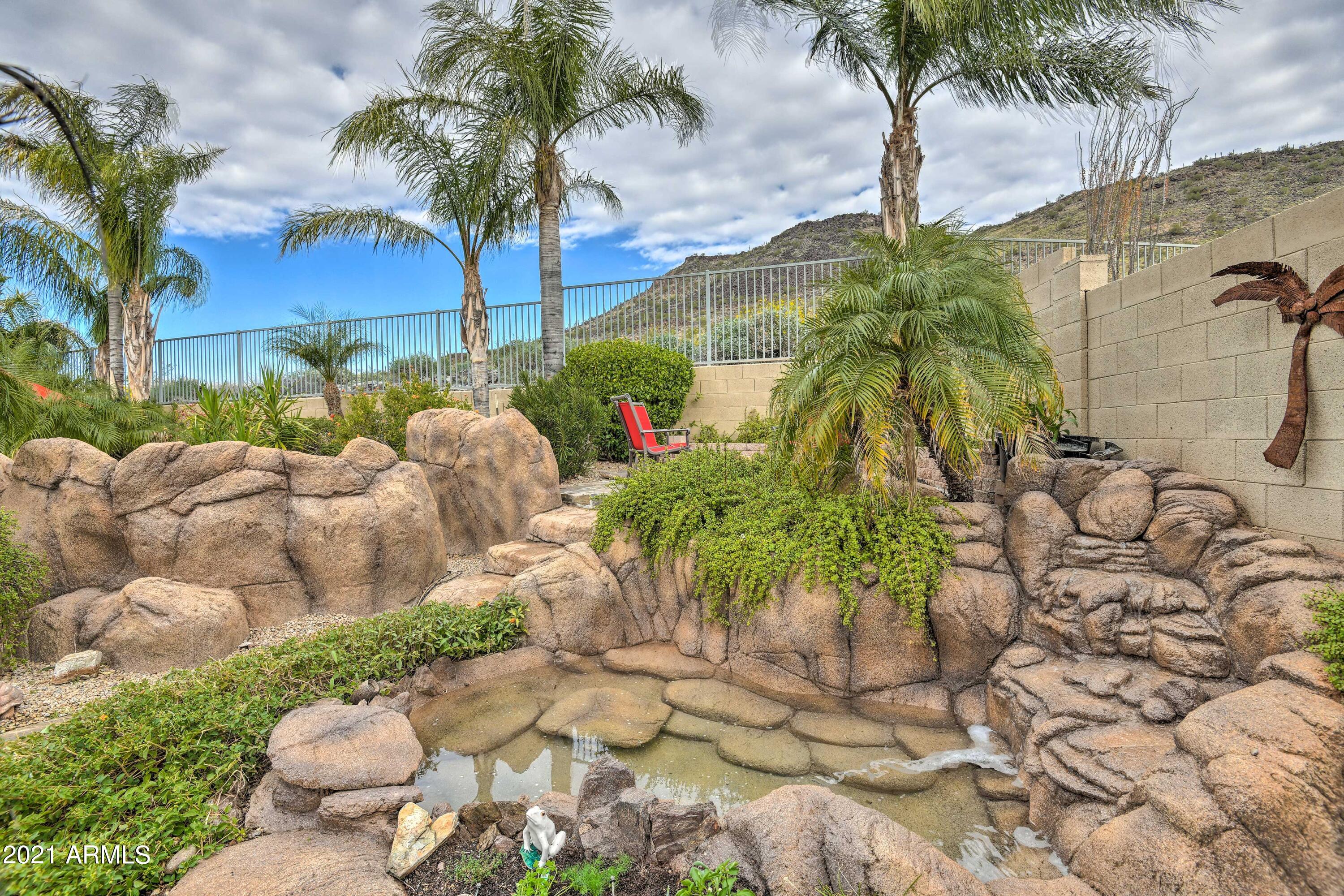 4640 West Rowel Road Phoenix, AZ 85083 - Photo 27 of 48 Upper deck