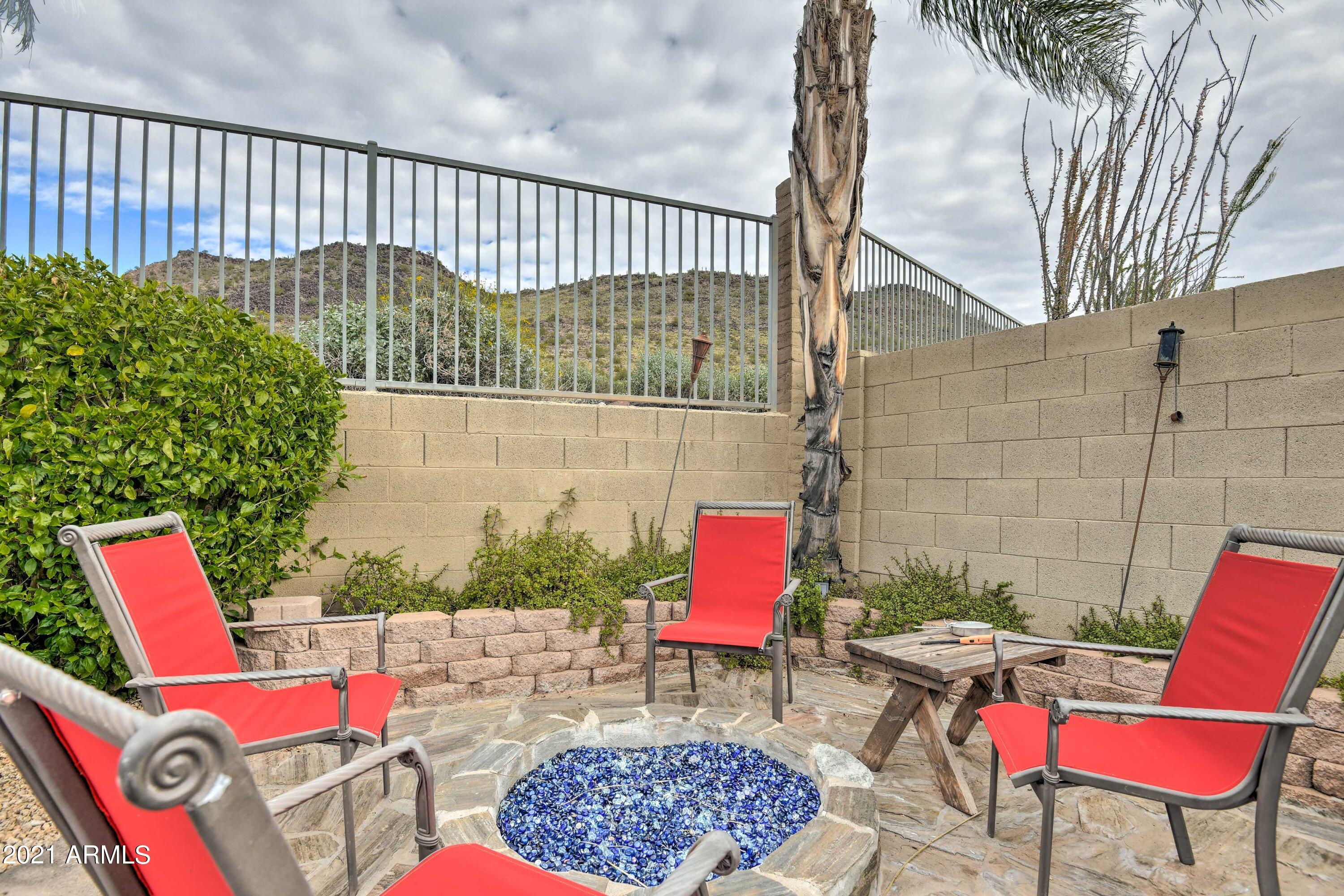 4640 West Rowel Road Phoenix, AZ 85083 - Photo 28 of 48 Fire pit