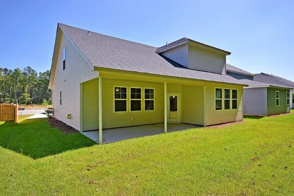 $489,000 | 222 Creek Pointe Drive, Moncks Corner, SC 29461