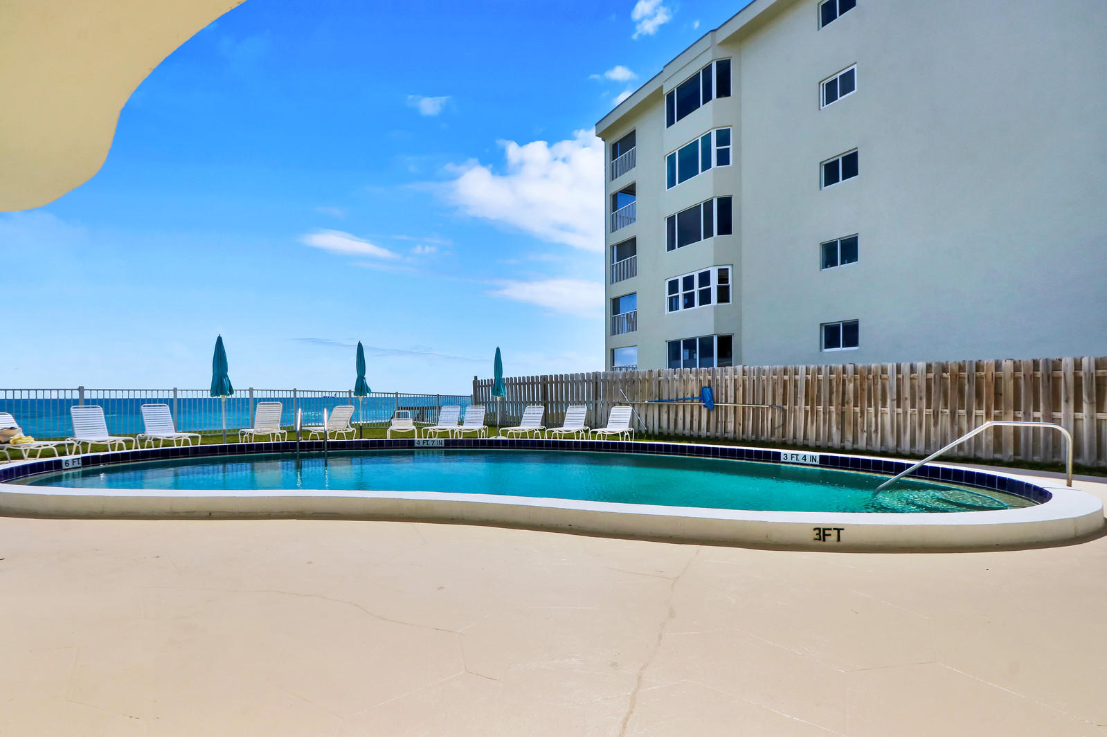 300 South Beach Road, Unit 201 Jupiter, FL 33469 - Photo 16 of 22 Pool