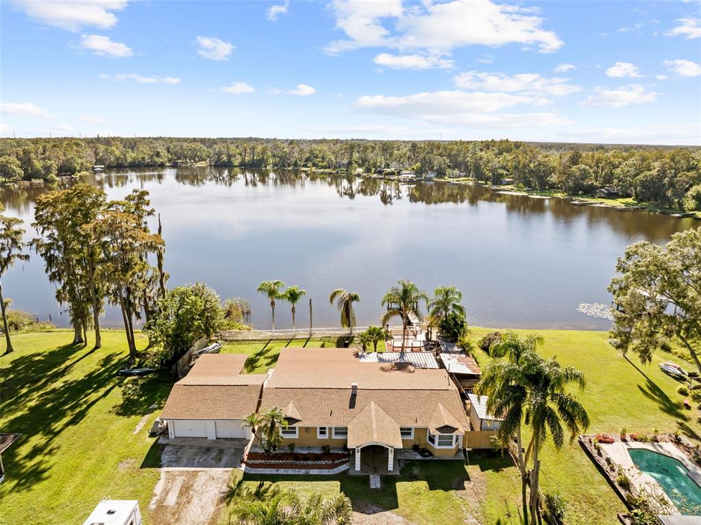 20228 West County Line Road Lutz, FL 33558 - Photo 3 of 61 Gallery Image 3