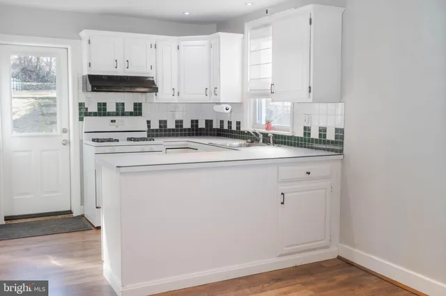 $2,350 | 209 Elm Avenue, Glenside, PA 19038