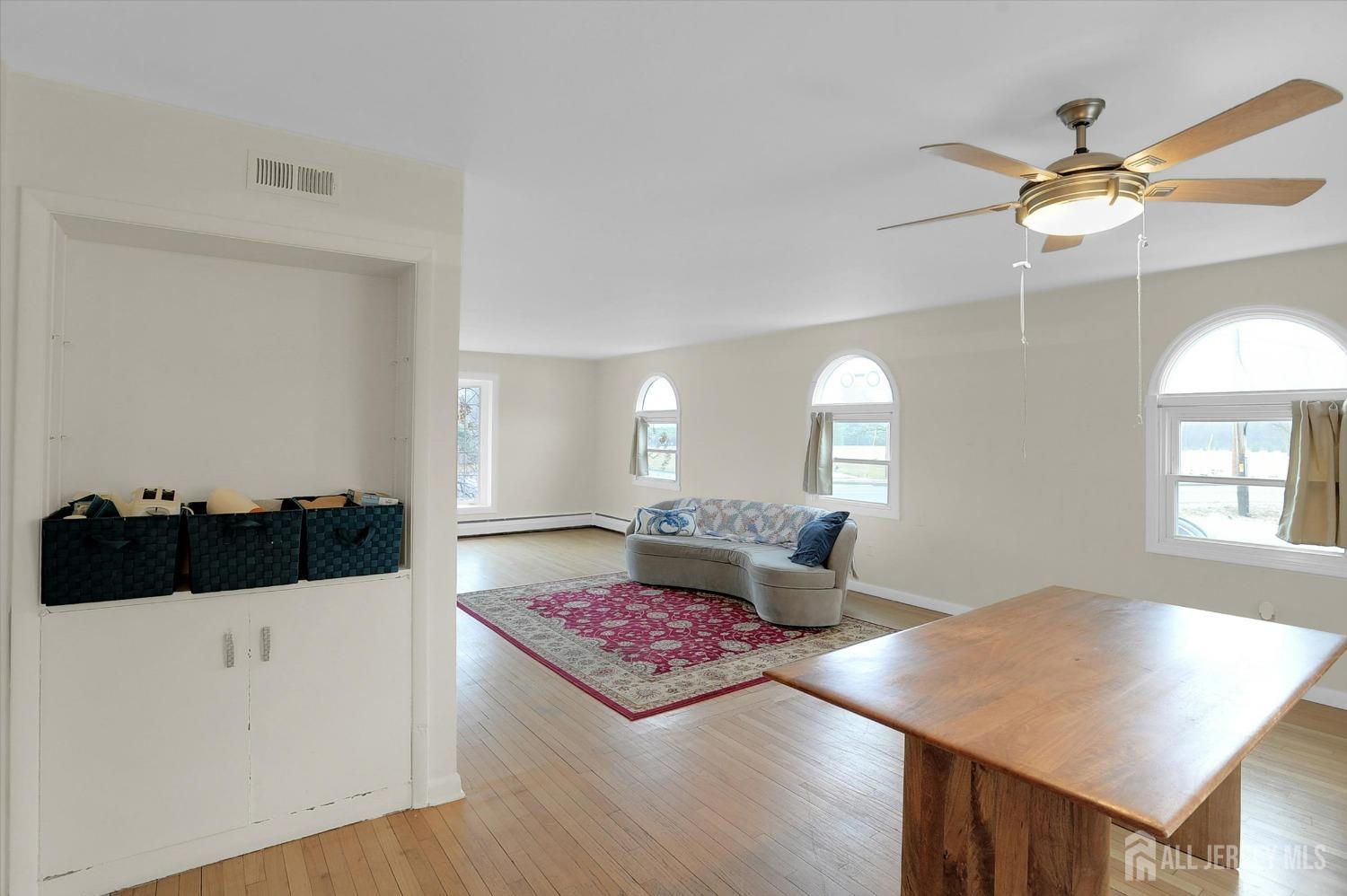 434 Ridge Road Dayton, NJ 08810 - Photo 6 of 46
