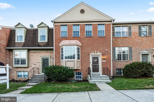 $3,000 | 10322 Castlehedge Terrace, Silver Spring, MD 20902
