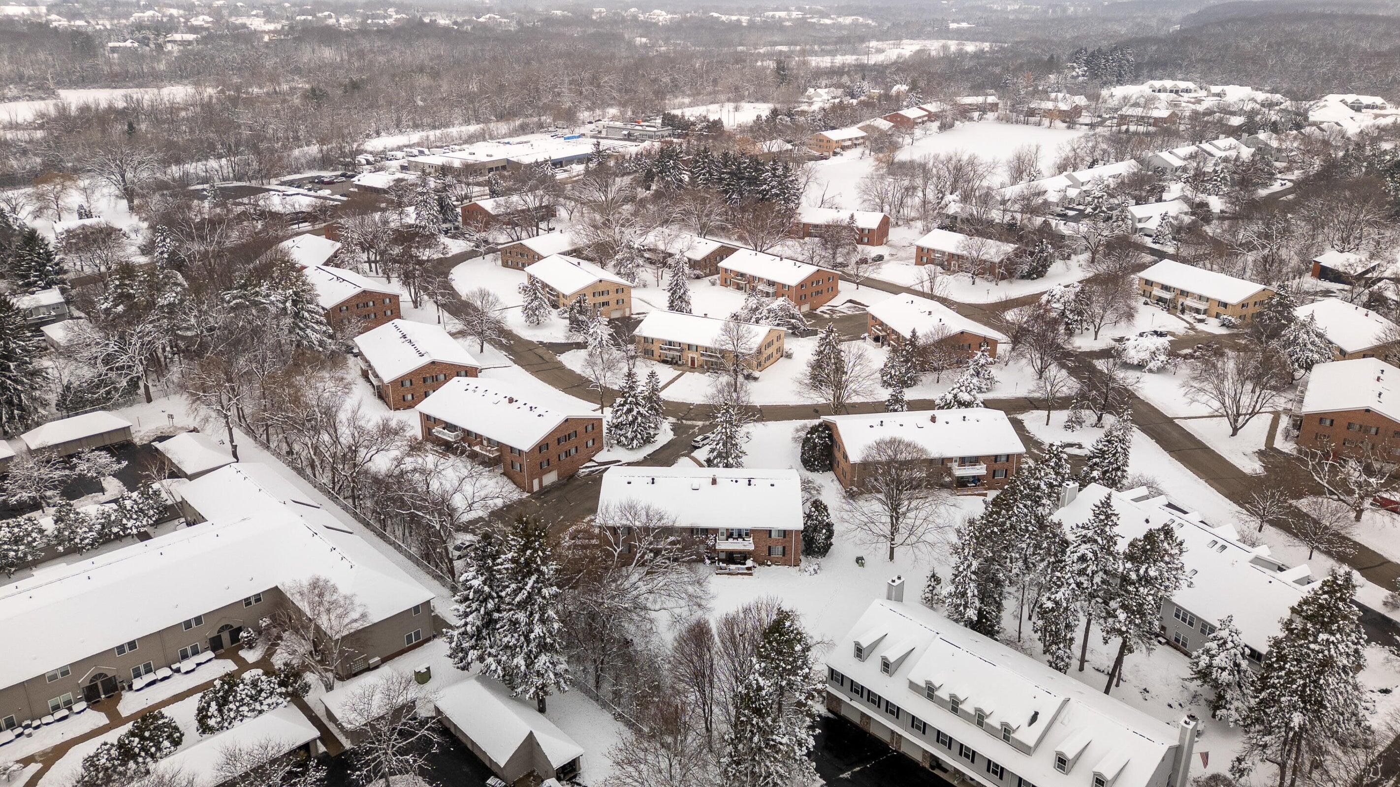 139 Heidel Road, Unit 7 Thiensville, WI 53092 - Photo 5 of 6 20251204154150335121000000-o